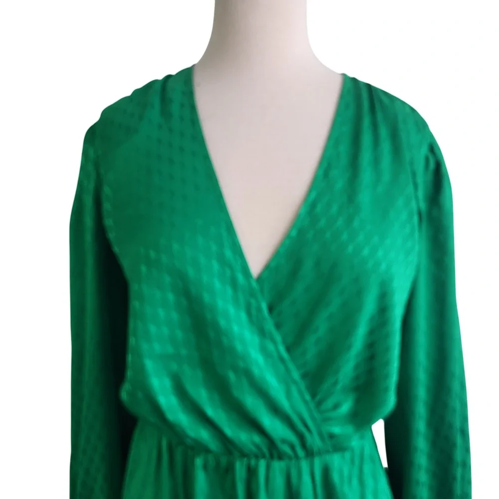Express Emerald Satin Jacquard Faux Wrap Mini Dress L Belted Long Sleeve Patrick